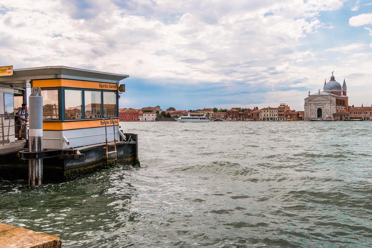 Venezia Spirito Santo Canal View Bagian luar foto